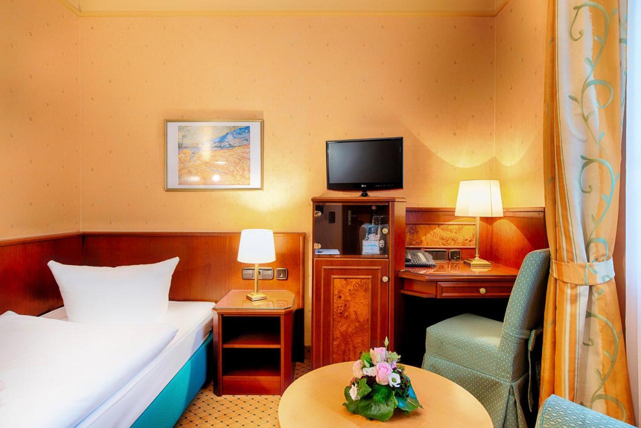 Hotel Villa Heine Wellness & Spa Halberstadt Zewnętrze zdjęcie